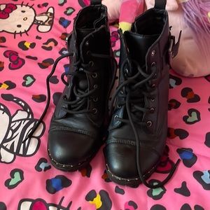 Girls boots size 2